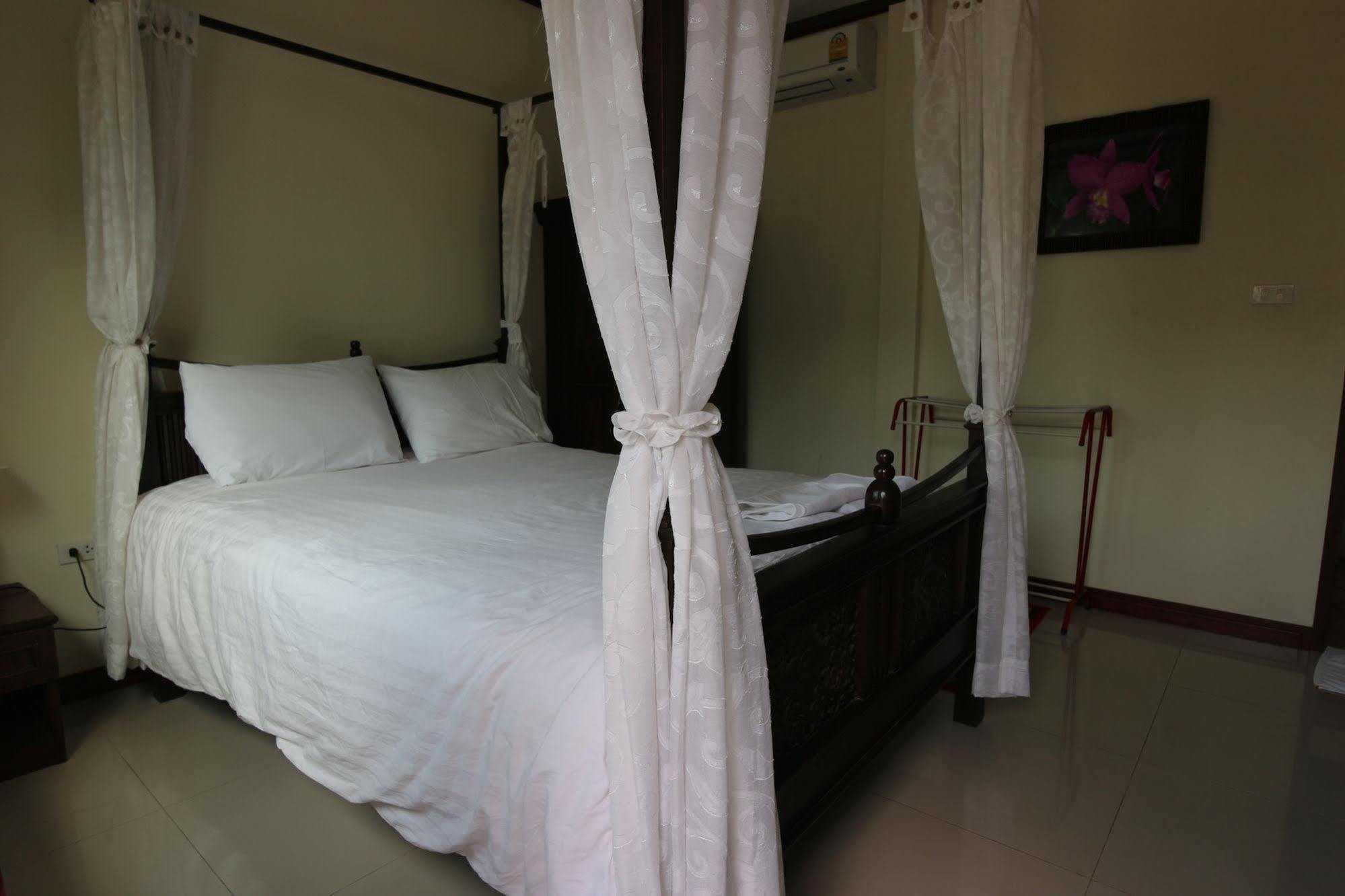 Ponderosa Resort Nong Prue Buitenkant foto