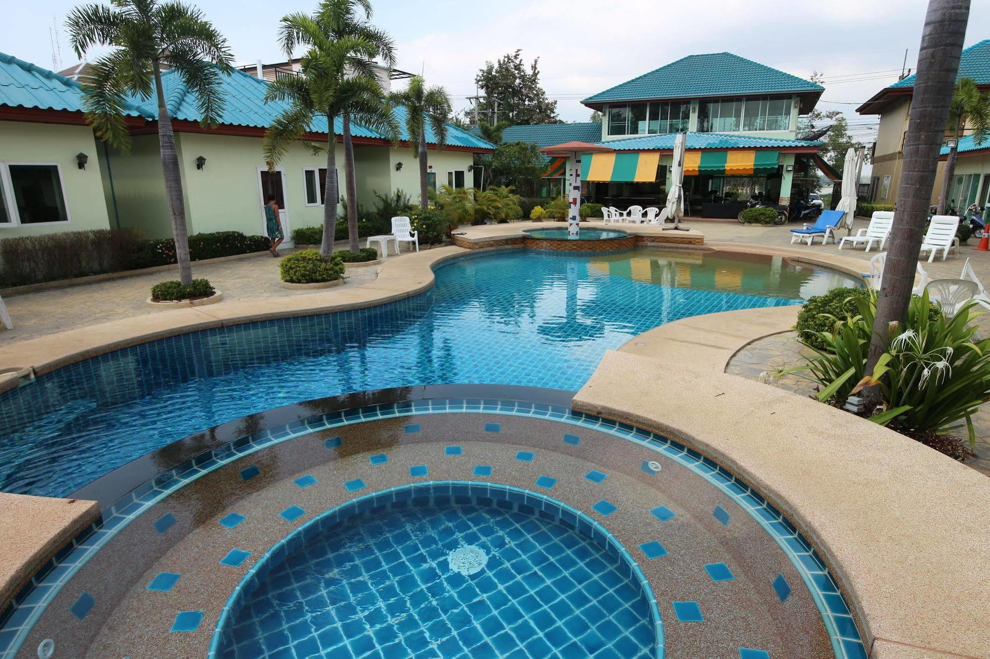 Ponderosa Resort Nong Prue Buitenkant foto