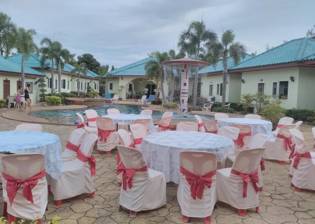 Ponderosa Resort Nong Prue Buitenkant foto